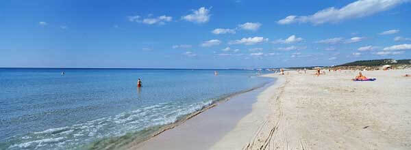 Praia de Son Saura em Menorca