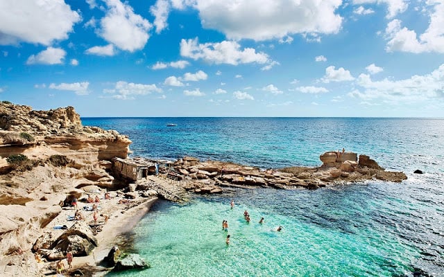 Playa Es Caló en Formentera