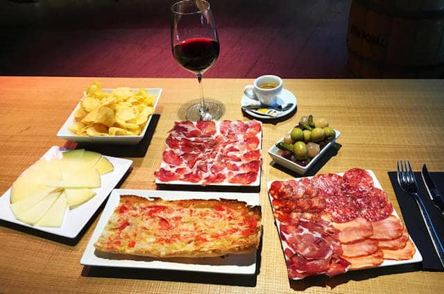 Jantar típico em Barcelona