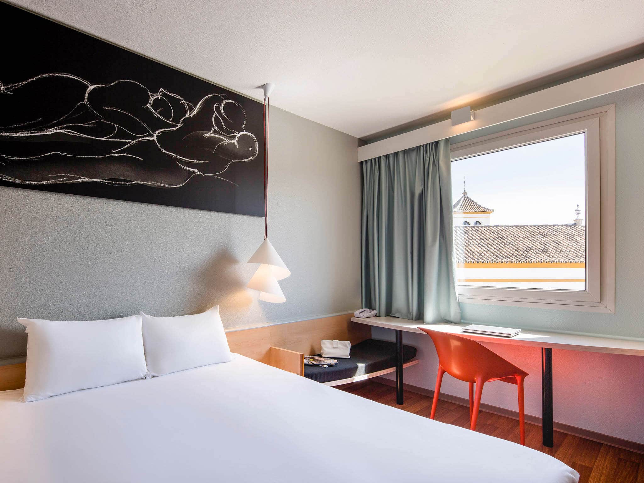 Hotel Ibis em Sevilha - quarto