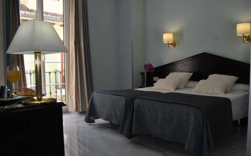 Hotel Navas em Granada - quarto