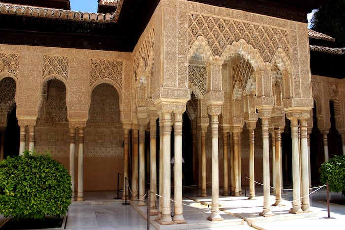 Interior da Alhambra em Granada