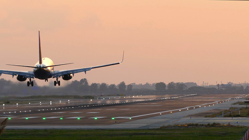 Decolagem no aeroporto de Barcelona