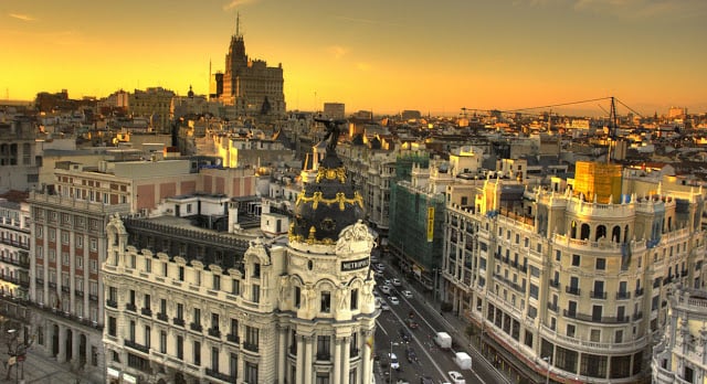 Passeios - Gran Via de Madri