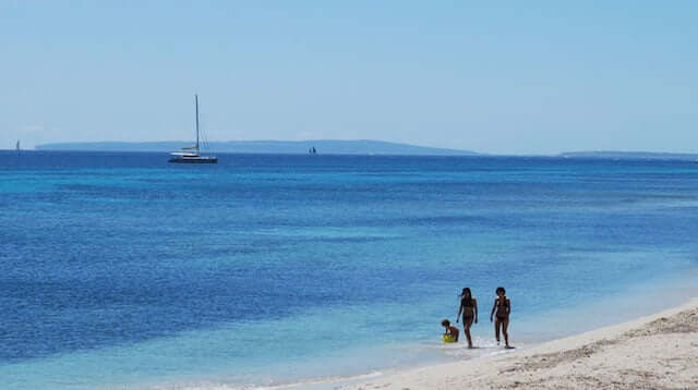 Cala Es Cavallet em Ibiza