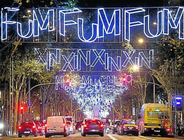 Luzes e enfeites de Natal em Barcelona