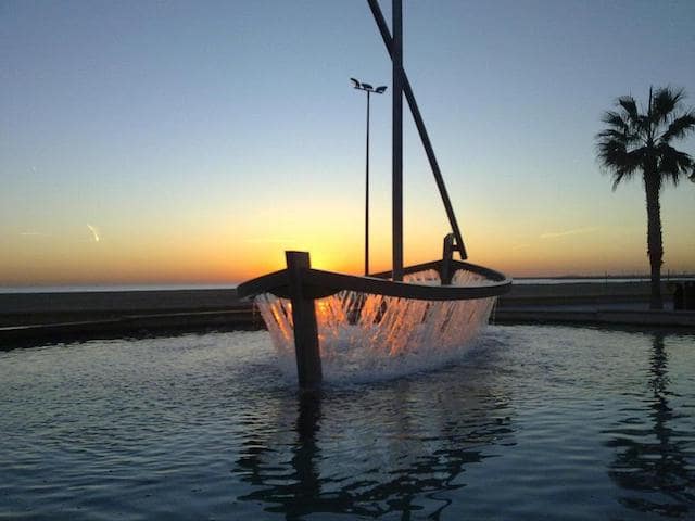 Pôr do Sol em uma praia de Valência