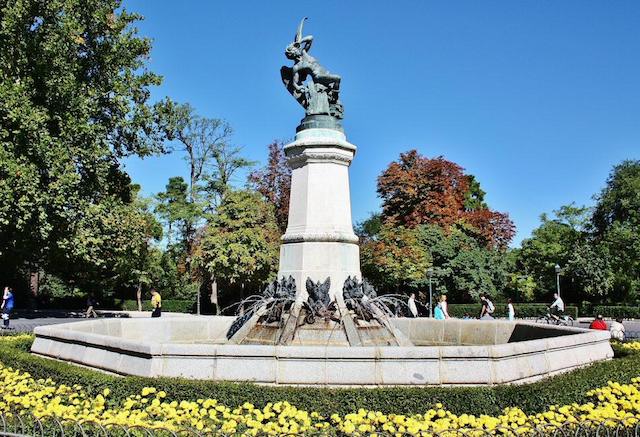 Estátua do Anjo Caído