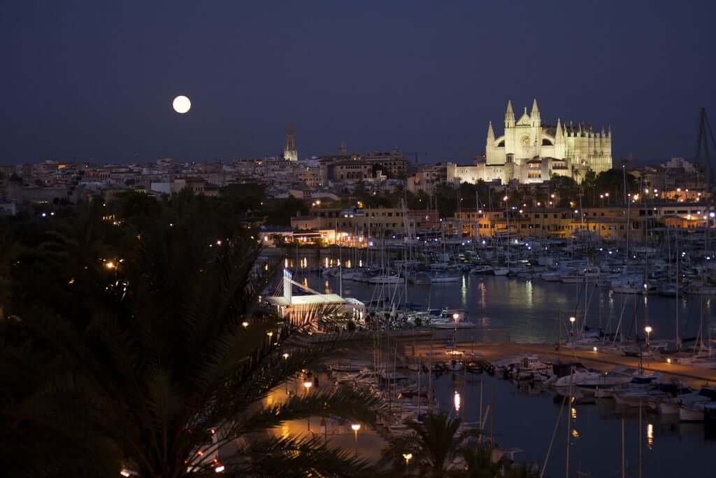 Palma de Maiorca à noite