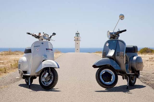 Passeio de Vespa por Ibiza