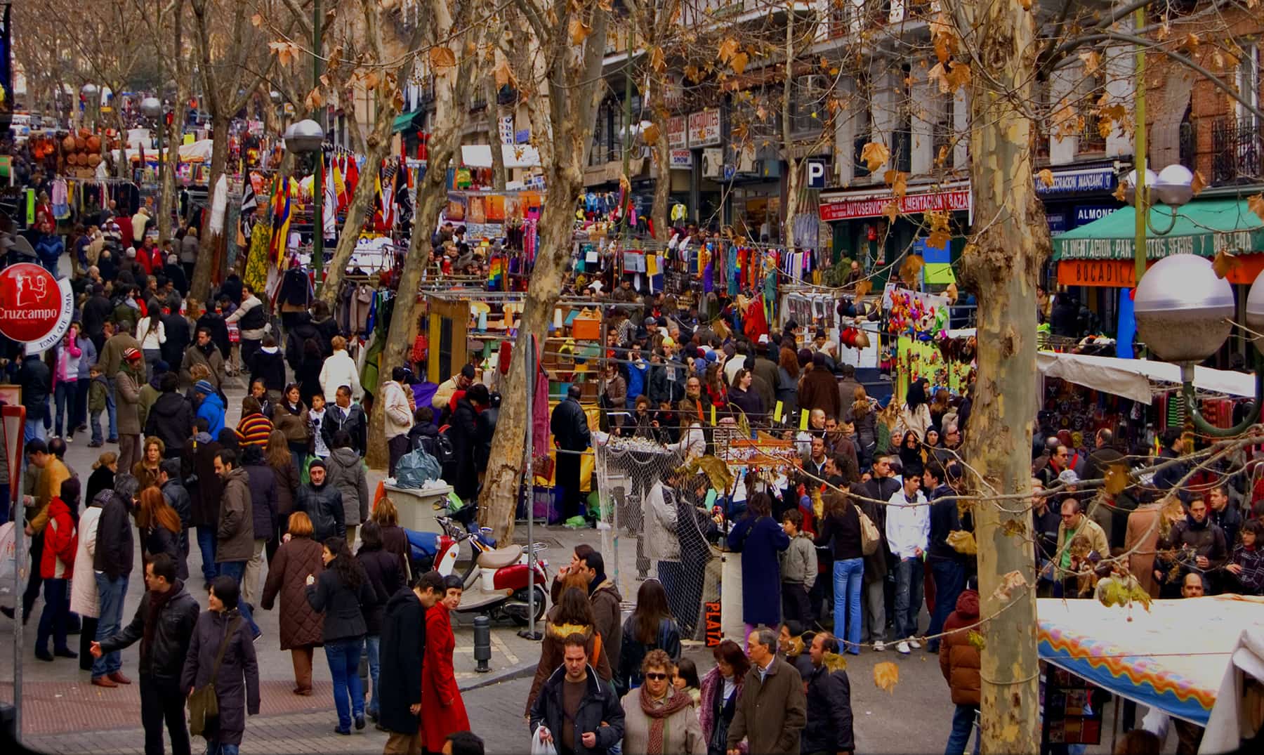 Movimento Mercado El Rastro - Madri