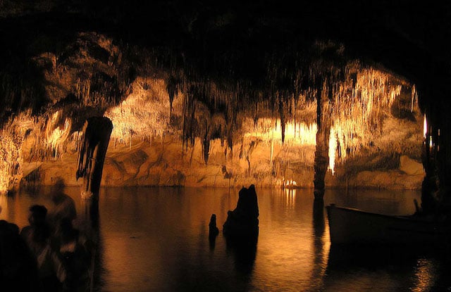 Cuevas del Drach