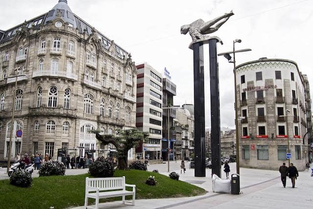 Escultura da Porta do Sol em Vigo - Sireno