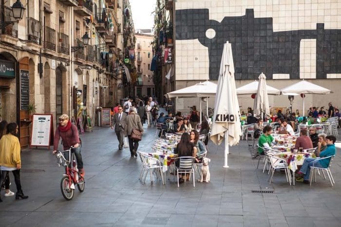 Bares e restaurantes em El Raval em Barcelona