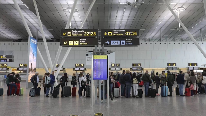 Aeroporto de Santiago de Compostela: check-in