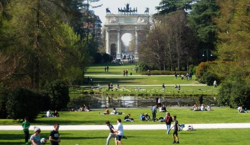 Viagem de carro de Barcelona a Milão - Parque Sempione